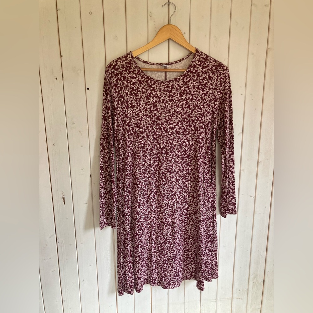 Old Navy Red and White Long Sleeve Dress